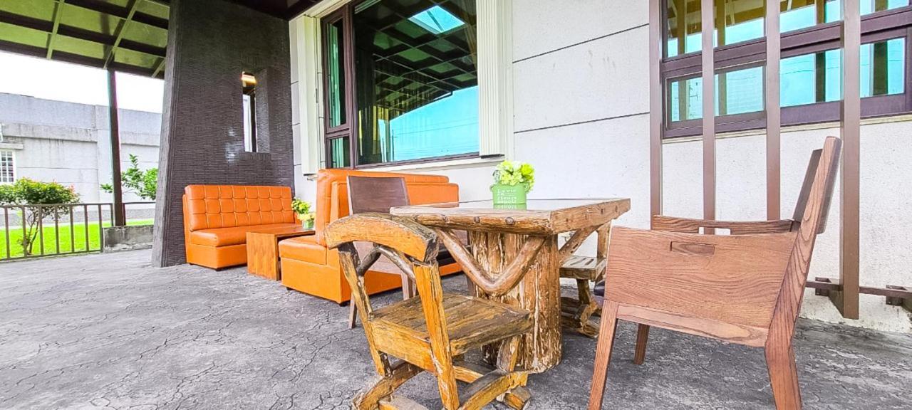 宜人生活溜滑梯親子民宿 Easylife B&B Dongshan  Exterior photo