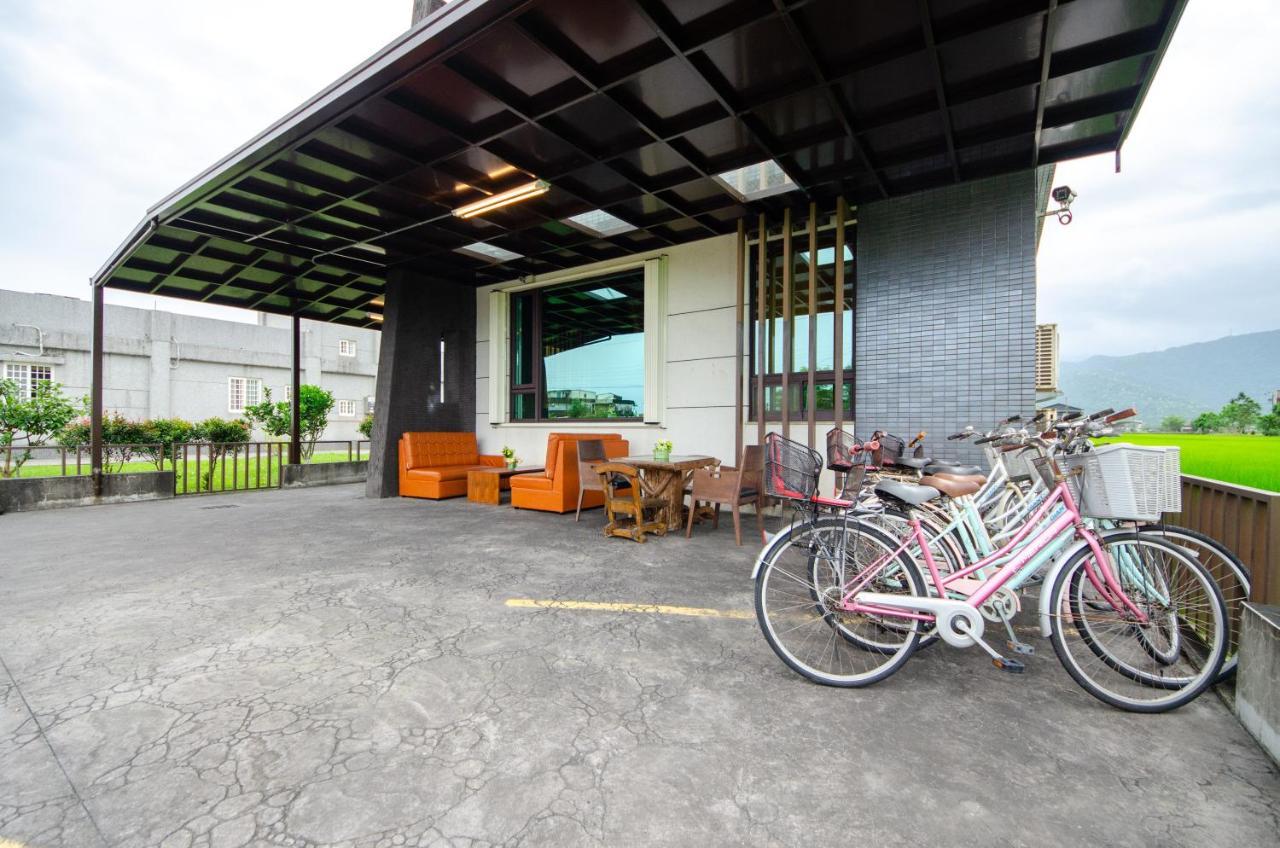 宜人生活溜滑梯親子民宿 Easylife B&B Dongshan  Exterior photo